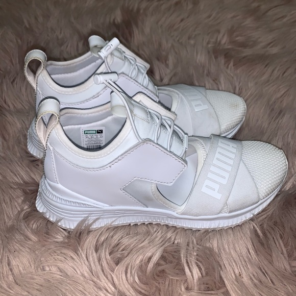 Puma Shoes - fenty puma white avid sneakers